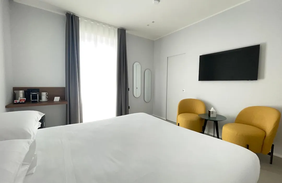 Omi Aparthotel-1